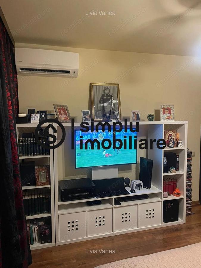 Garsoniera decomandata -Rovine - 2