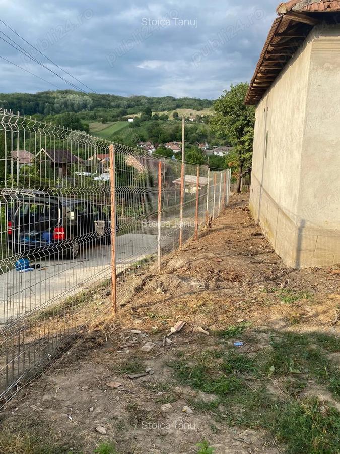 Vand casa la ?ara - 5 Vand casa la ?ara - 5