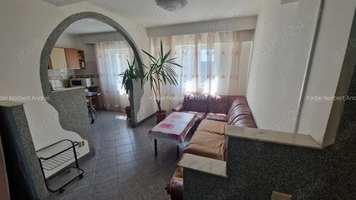 Vand apartament 4 camere - 1