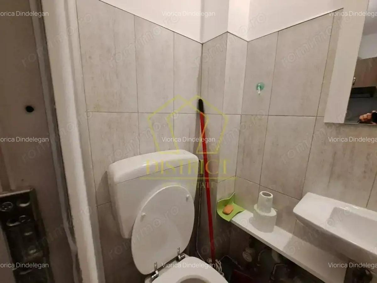 Garsoniera mobilata nou I zona UMT - 6