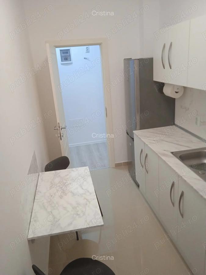 Proprietar, Garsoniera Bloc Nou, Militari Shopping , comision 0%, tva 0% - 10