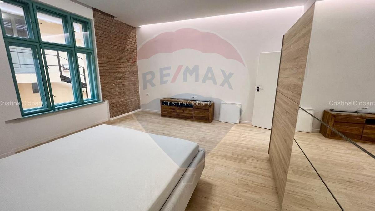Apartam decomandat 2 cam la casa cu terasa, gradina la prima inchirere - 9