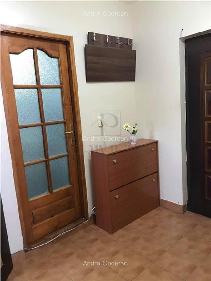 Girocului - 2 Camere - Centrala termica proprie - Decomandat - Etaj intermediar - 5