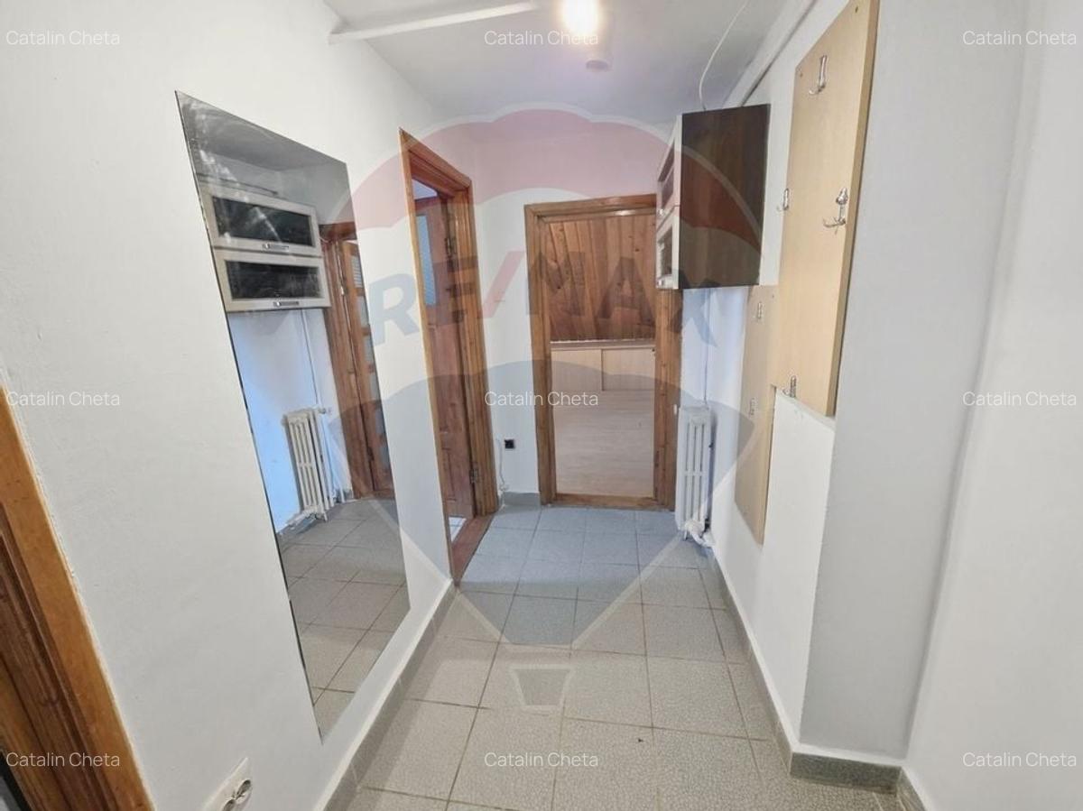 Garsoniera de vanzare in zona ultracentrala Bacau - 3 Garsoniera de vanzare in zona ultracentrala Bacau - 3