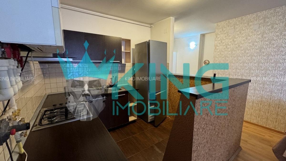 Apartament cu 4 camere decomandat, mobilat în Titan - 9