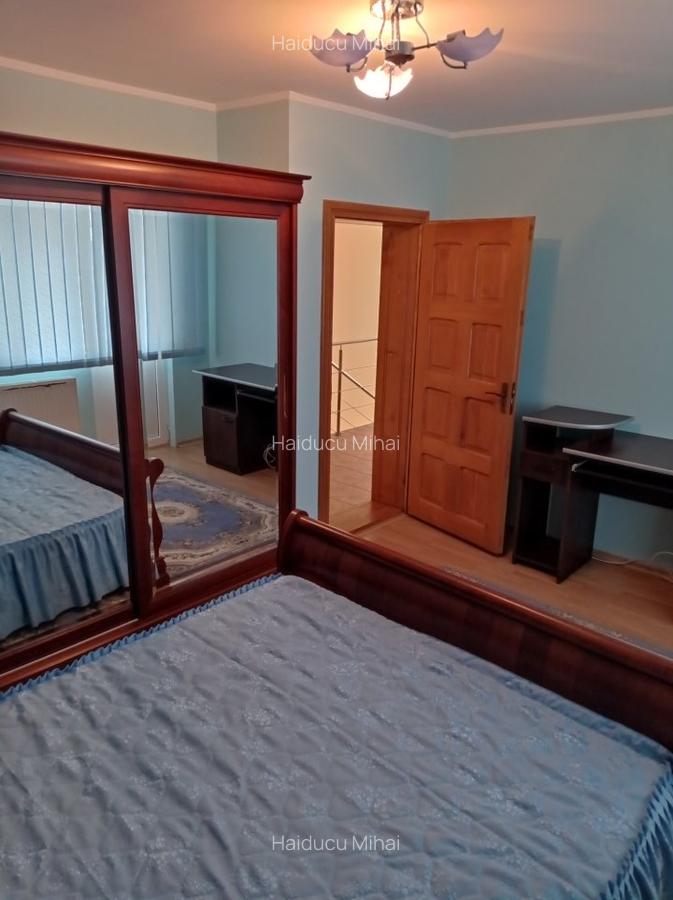 Casa / vila Gavana 3  , mobilata / utilata , finisaje clasice ! - 10