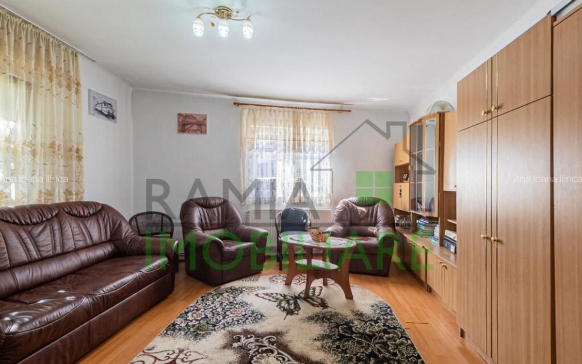 Casa primitoare in Satulung, Sacele curte generoasa ? - 5