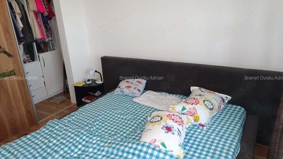 Vand apartament 2 camere decomandat in Deva, zona Garii, et. 3, bloc de 3 etaje acoperit cu pod - 3 Vand apartament 2 camere decomandat in Deva, zona Garii, et. 3, bloc de 3 etaje acoperit cu pod - 3