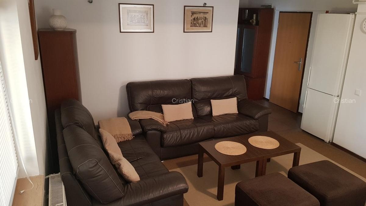 Apartament de vanzare - 3