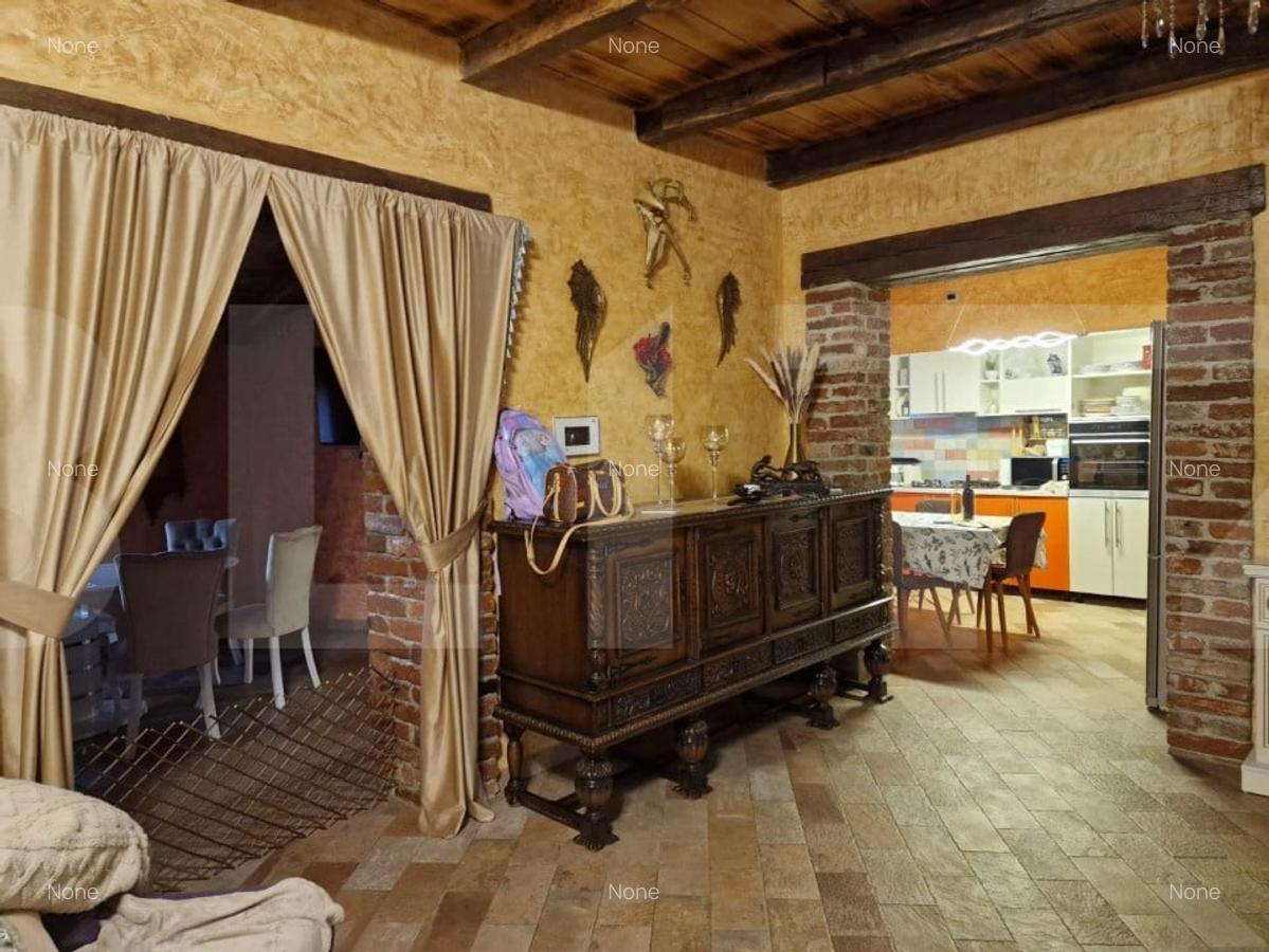 Vanzare Casa / Vila - 11