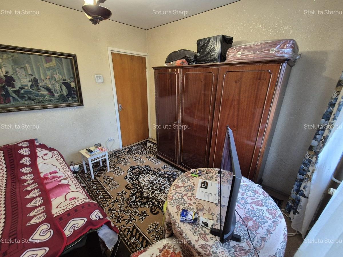 Apartament cu 3 camere decomandat în 1 Mai - 12