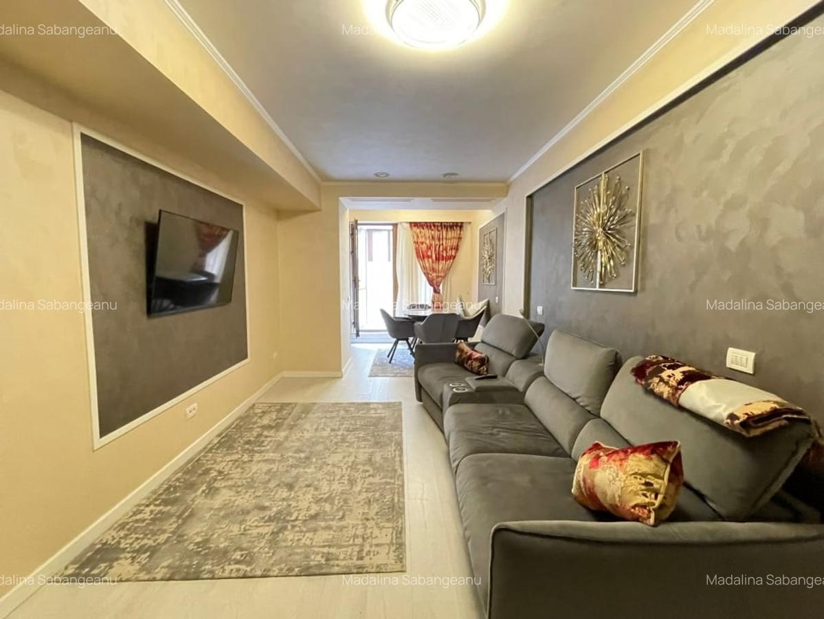 Apartament de 3 camere si curte privata - Parcare subterana - 2