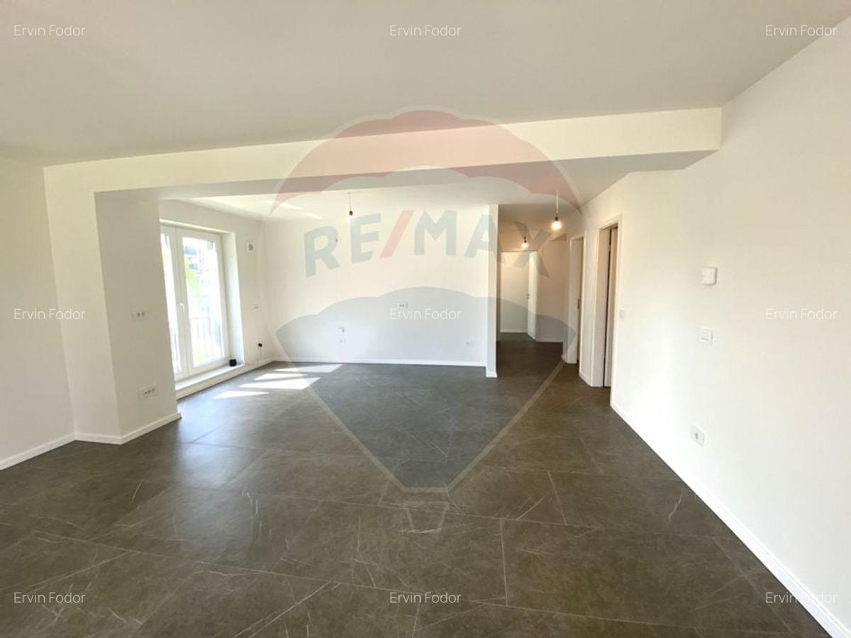 Spatiu comercial inchiriere in Brasov, cartier Coresi 66mp - 9