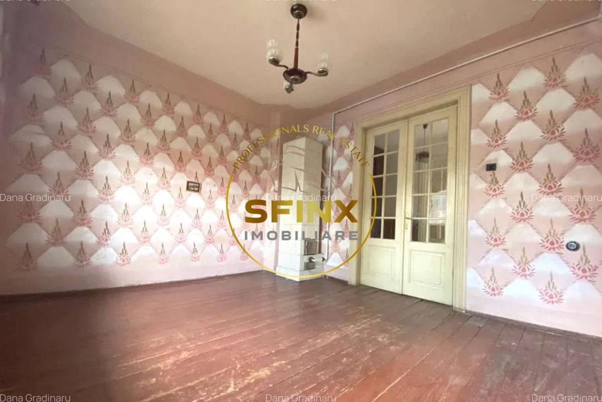 3 camere parter in vila cu curte Bulevardul Decebal Muncii comision 0% - 1
