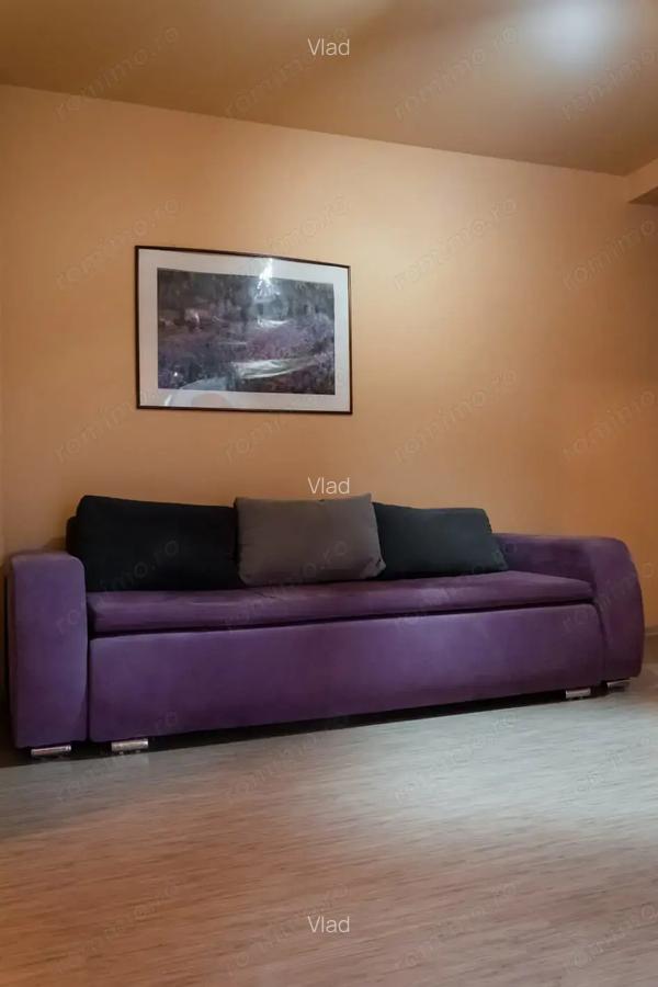 Apartament cu 3 camere in Complexul Studentesc - 1
