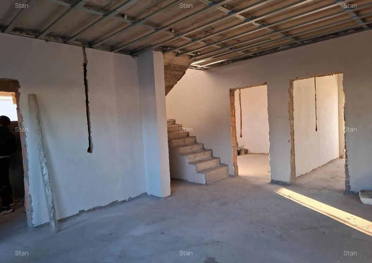 Pantelimon ilfov parter+mansarda pe placa de beton,5cam,3bai,351mp - 4