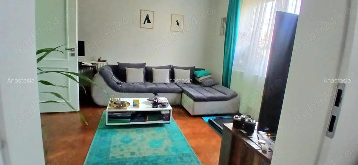 Proprietate cu doua case, curte intima ?i poten?ial excelent zona Velen?a, Oradea - 4