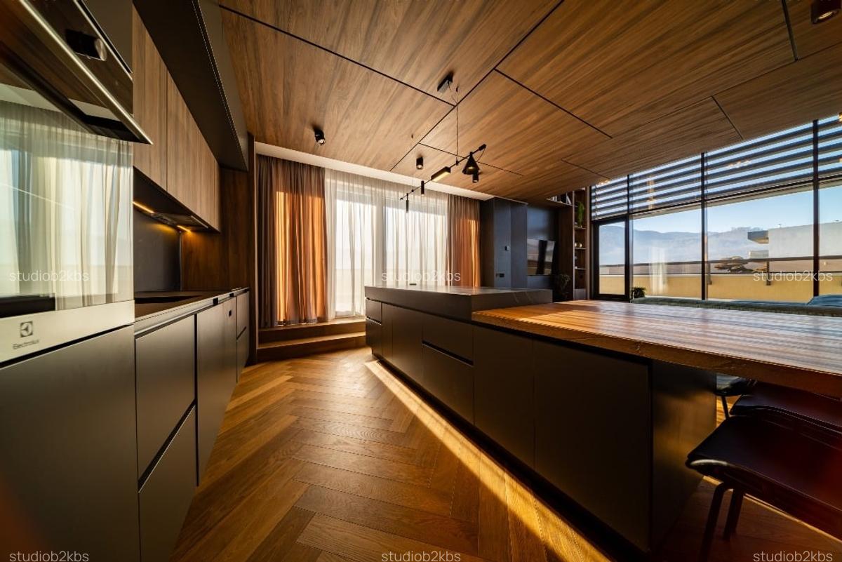 Apartament cu 4 camere semidecomandat în Astra - 4