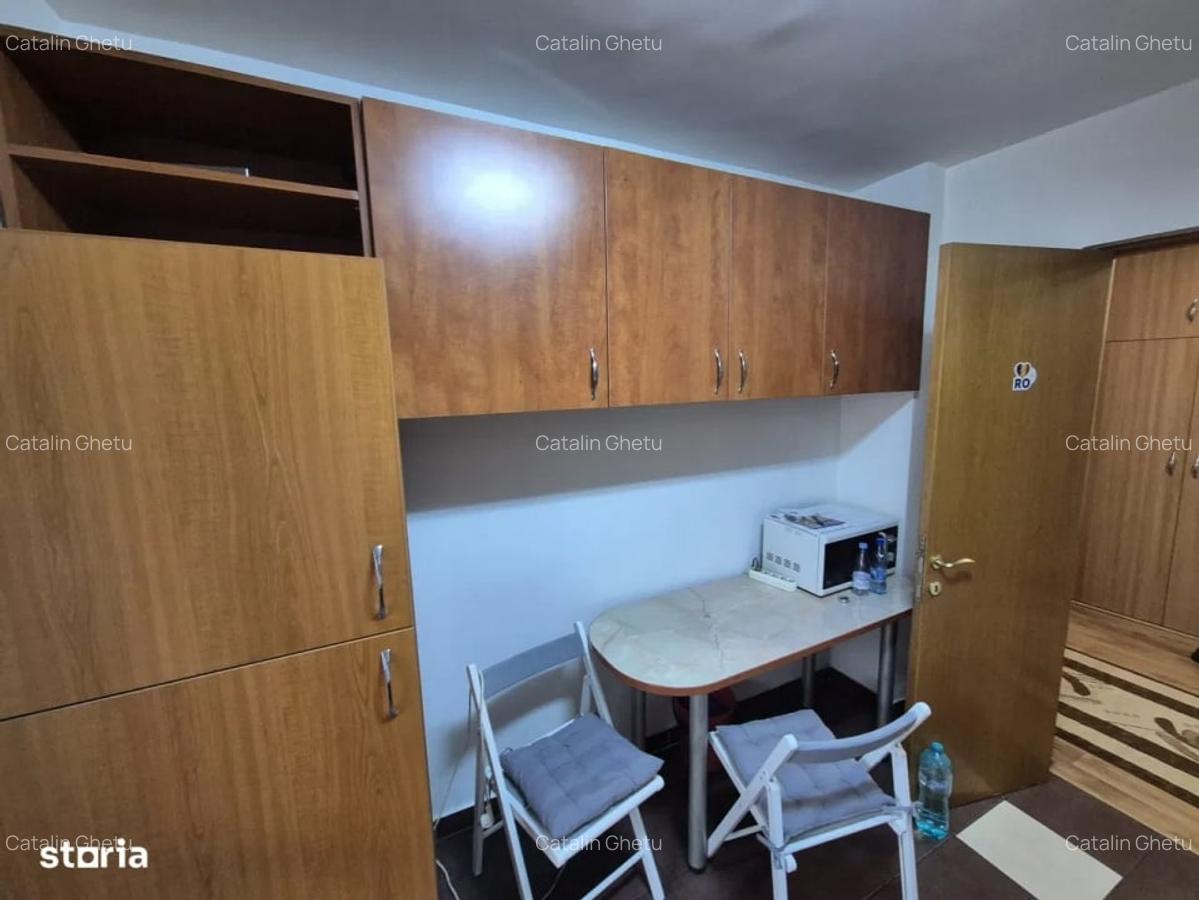 3 Camere | Crangasi - Ceahlau | 2 Bai | 5 Minute Metrou - 11