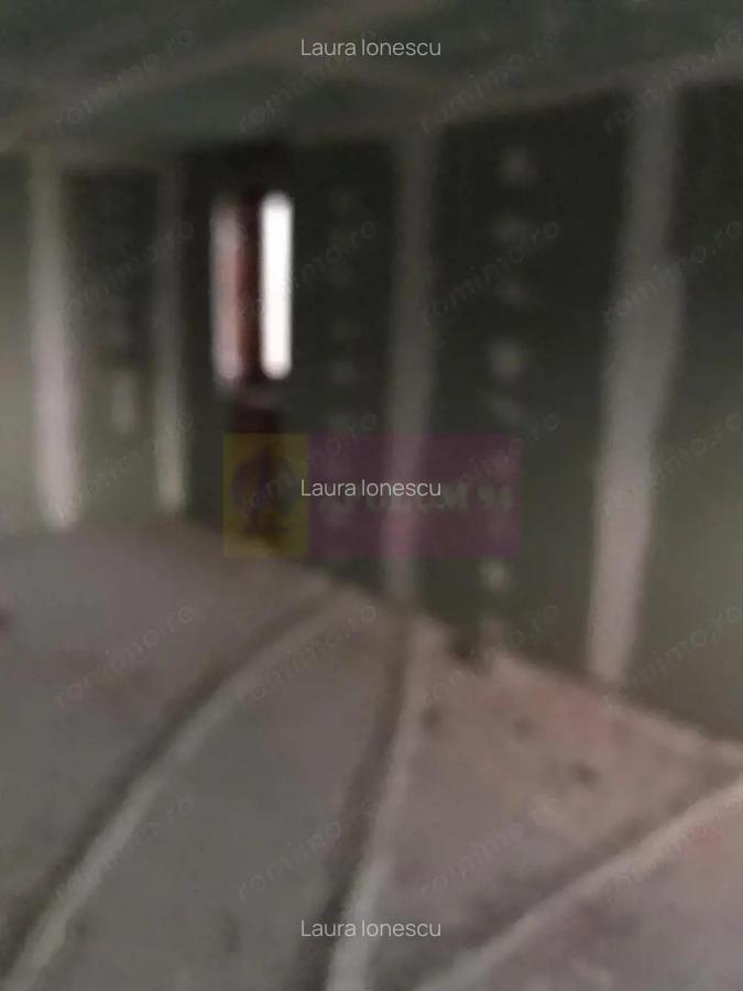 Vila la rosu Zarnesti- Mitropolit Metianu cu vedere superba spre munte - 14