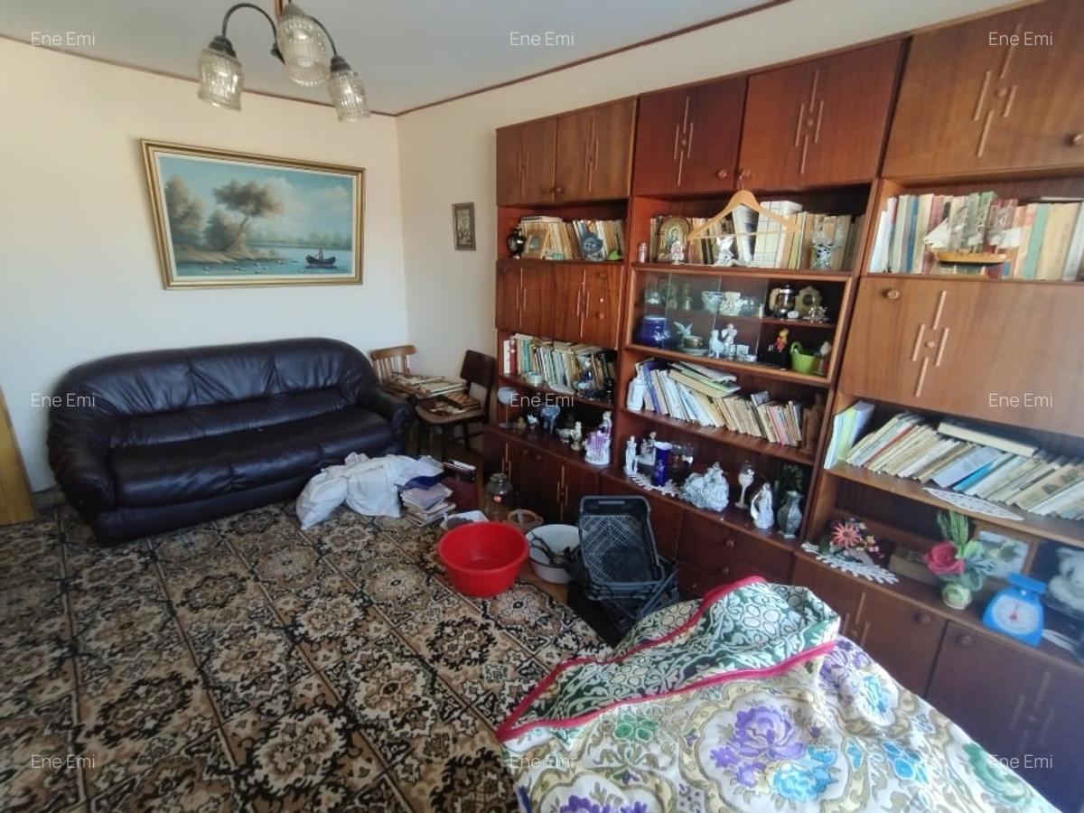 Centru, apartament 3 camere - 3