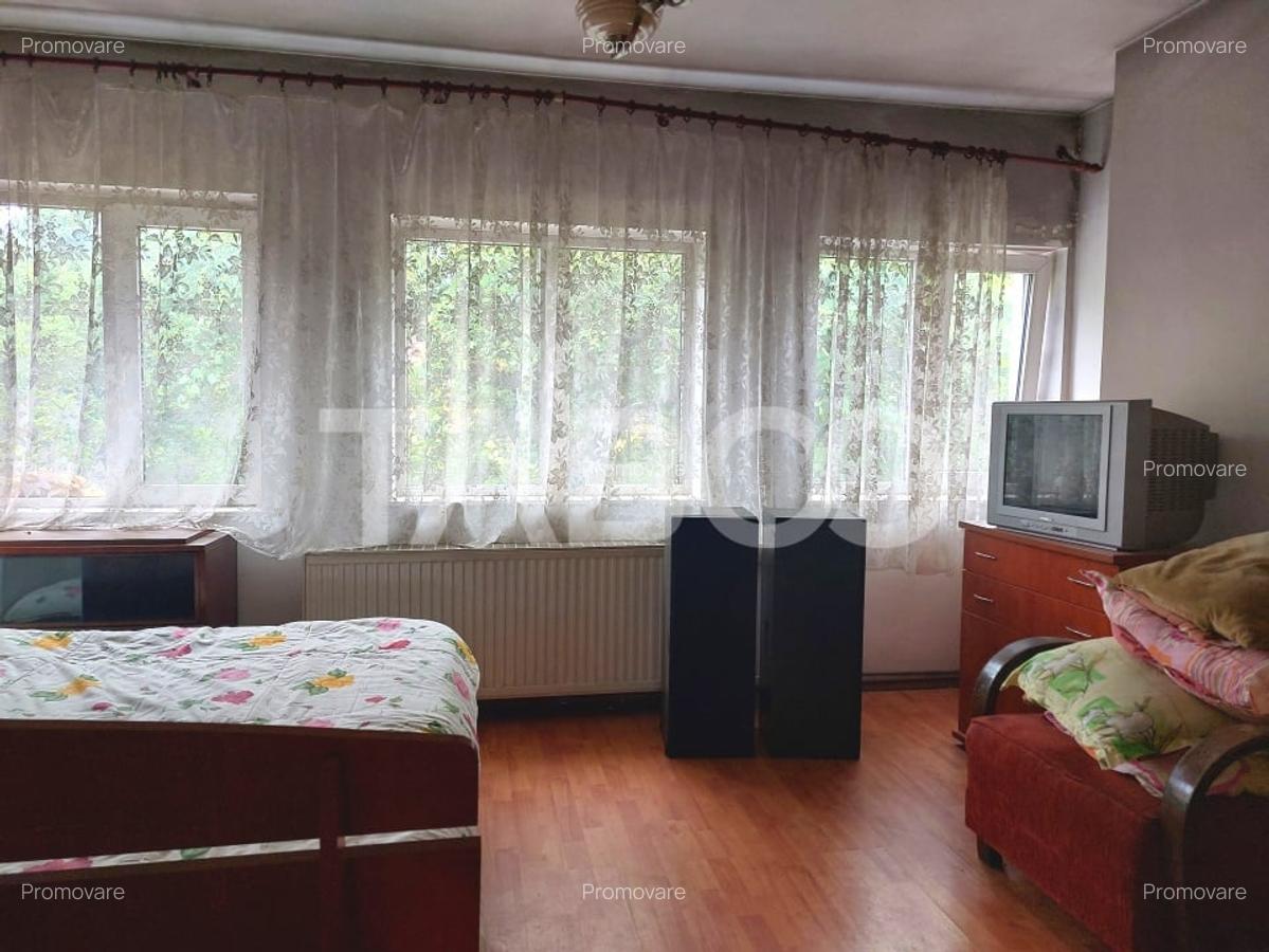Apartament spatios la casa 82 mp 2 camere strada Livezii Cisnadie - 5