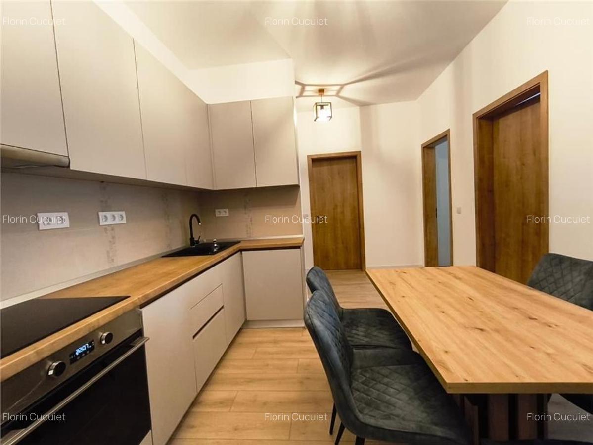 Apartament Ultra Central Bloc Nou Etaj Intermediar Loc de Parcare Subteran - 2
