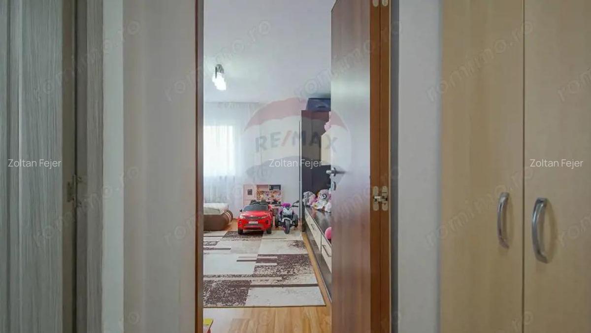 REZERVAT! Apartament cu 2 camere de vanzare, decomandat. - 10
