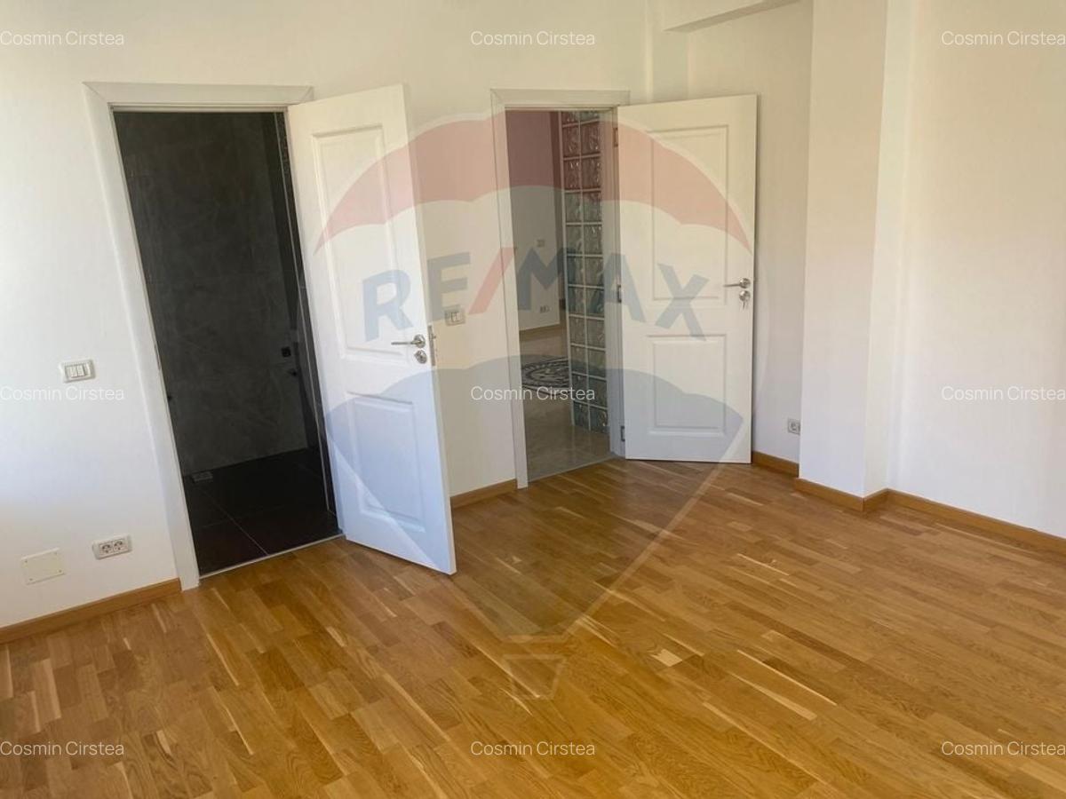 DE VANZARE Apartament cu 4 camere in zona Straulesti - 6