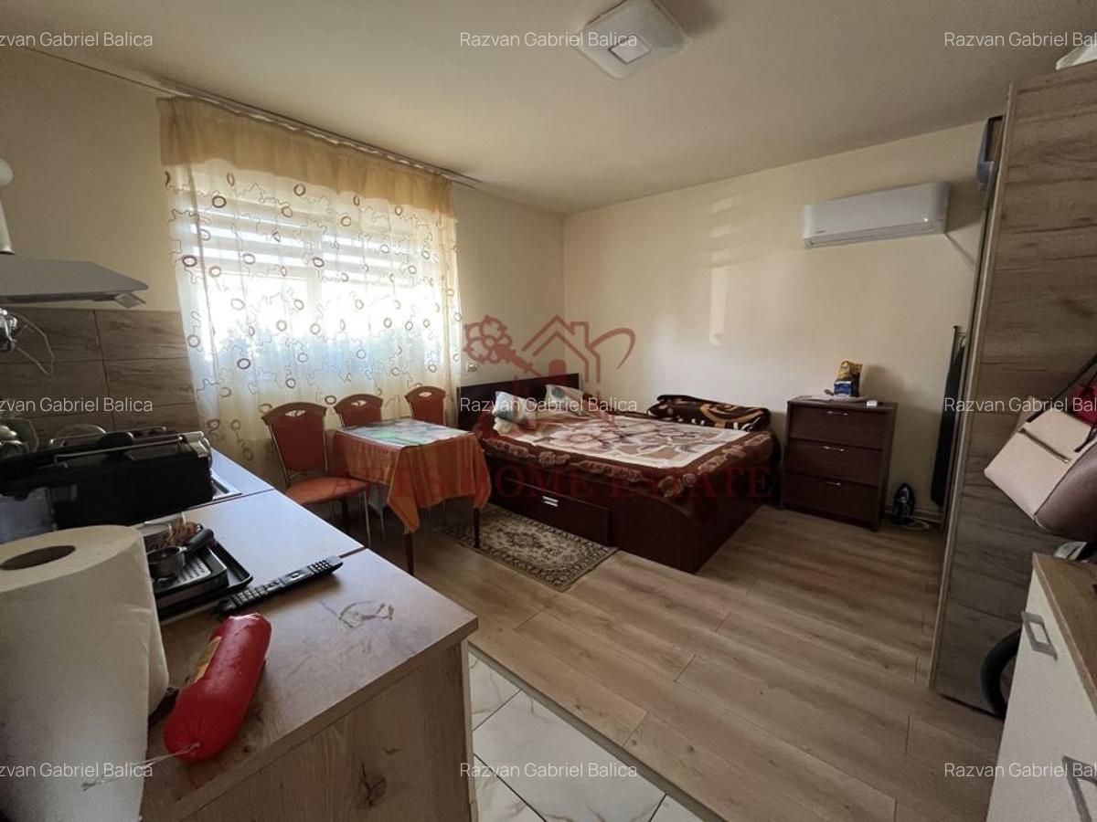 Casă individuală P+1+pod, pe piloni cu panouri solare - 4