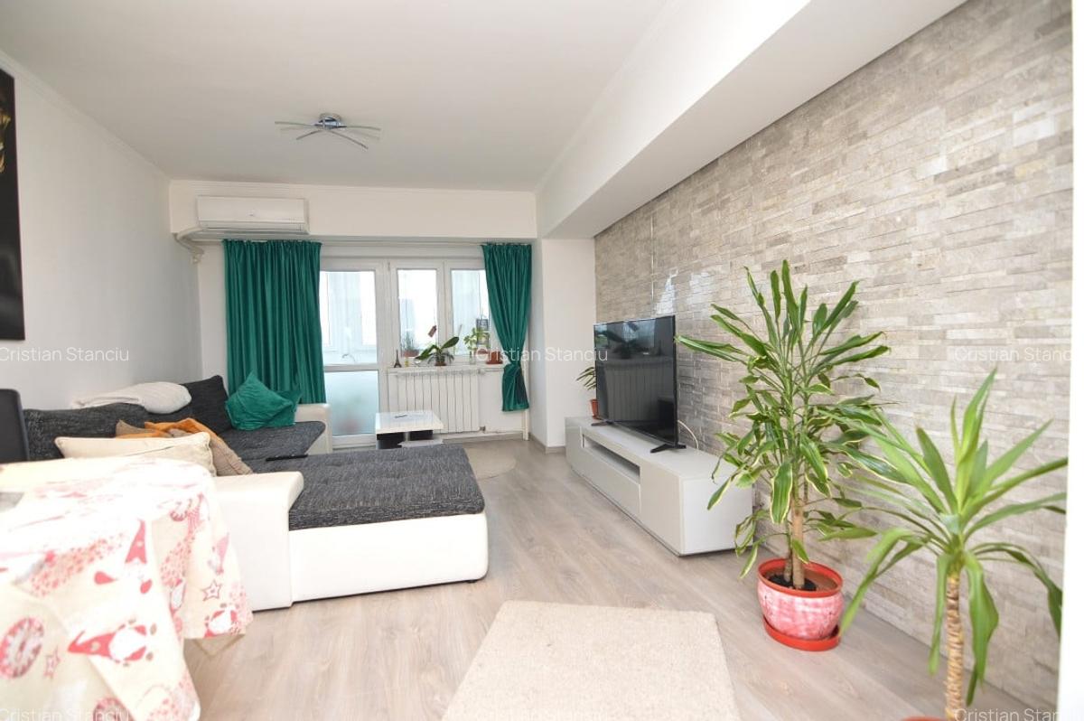 VANZARE APARTAMENT 3 CAMERE UNIRII – PIATA ALBA IULIA - 1