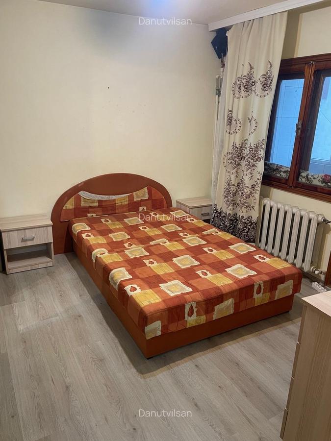 T.N-Badea Cartan-Apart 2 cam dec et 3/ 4 mob preț 89.000 euro - 4