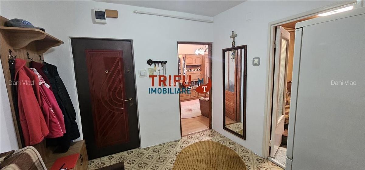 Apartament 2 camere mobilat si utilat zona Carolina Mall - 4