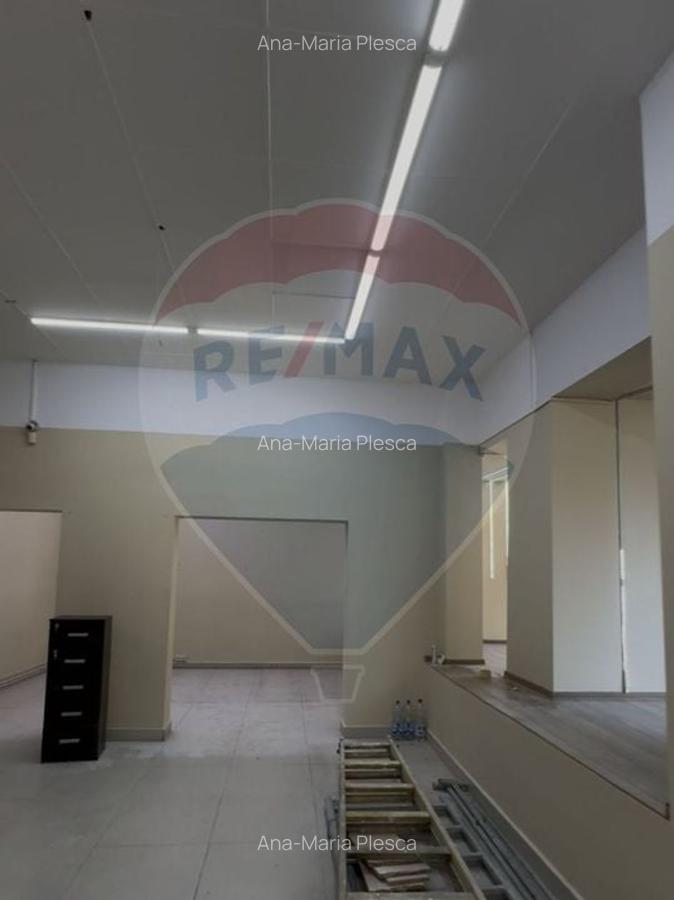 Spatiu comercial de inchiriat -120 mp- Zona Bancilor Arad - 3