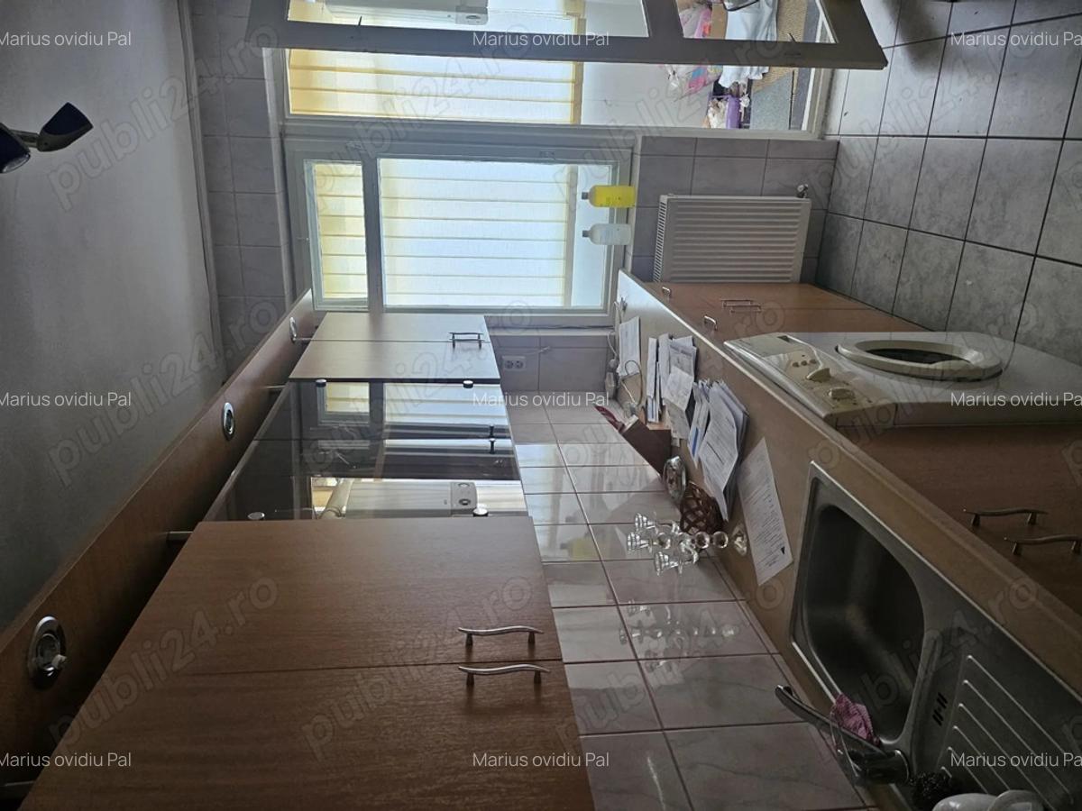 Vand apartament 2 camere decomandate - 2