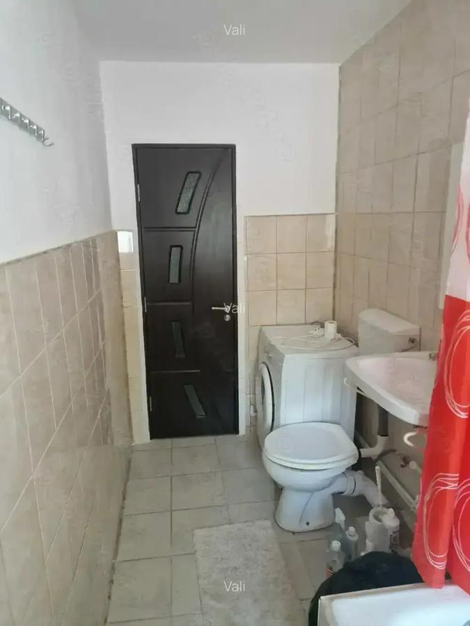 Persoana fizica inchiriez apartament cu o camera - 5
