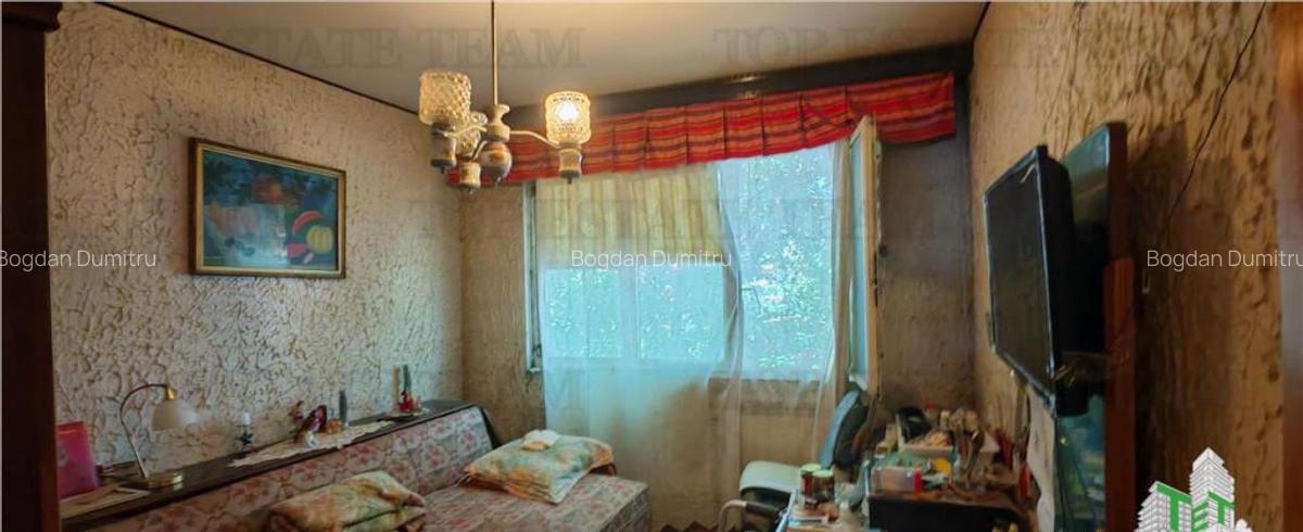 Apartament 4 camere, stradal, centrala proprie, langa Piata - 2
