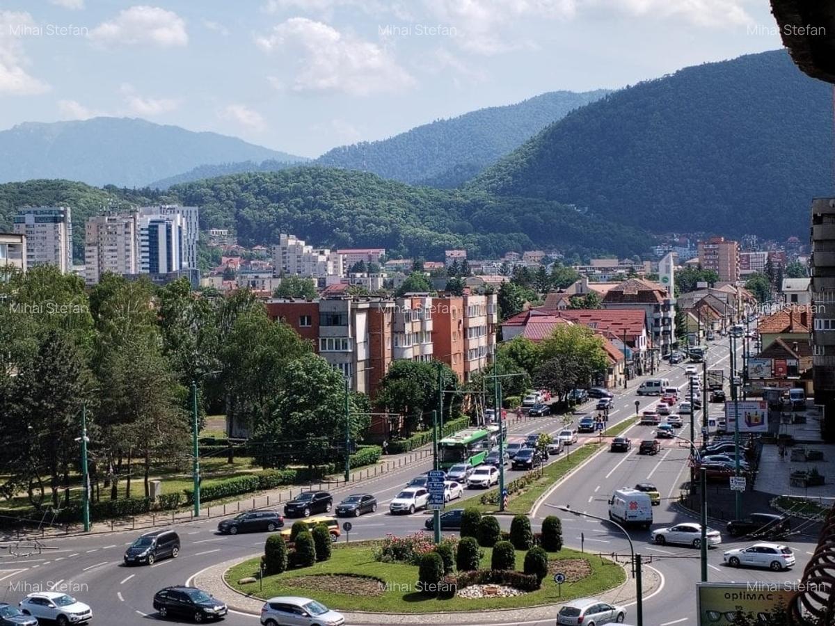Apartament cu 3 camere decomandat în Aurel Vlaicu - 2
