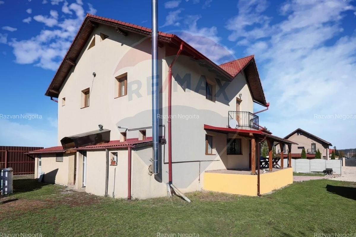 Casa 4 camere, mobilata si utilata, 2 389 m2. teren, Sanpetru! - 26
