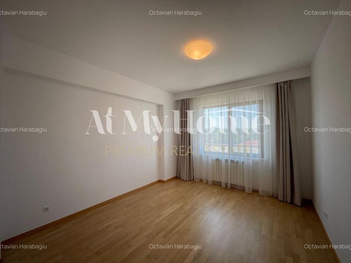 Penthouse superb, spatios cu 5 camere, mobilat partial, 3 parcari, terasa 157mp - 15