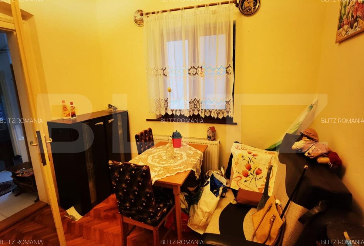 Casa, zona Balcescu-Elisabetin - 2