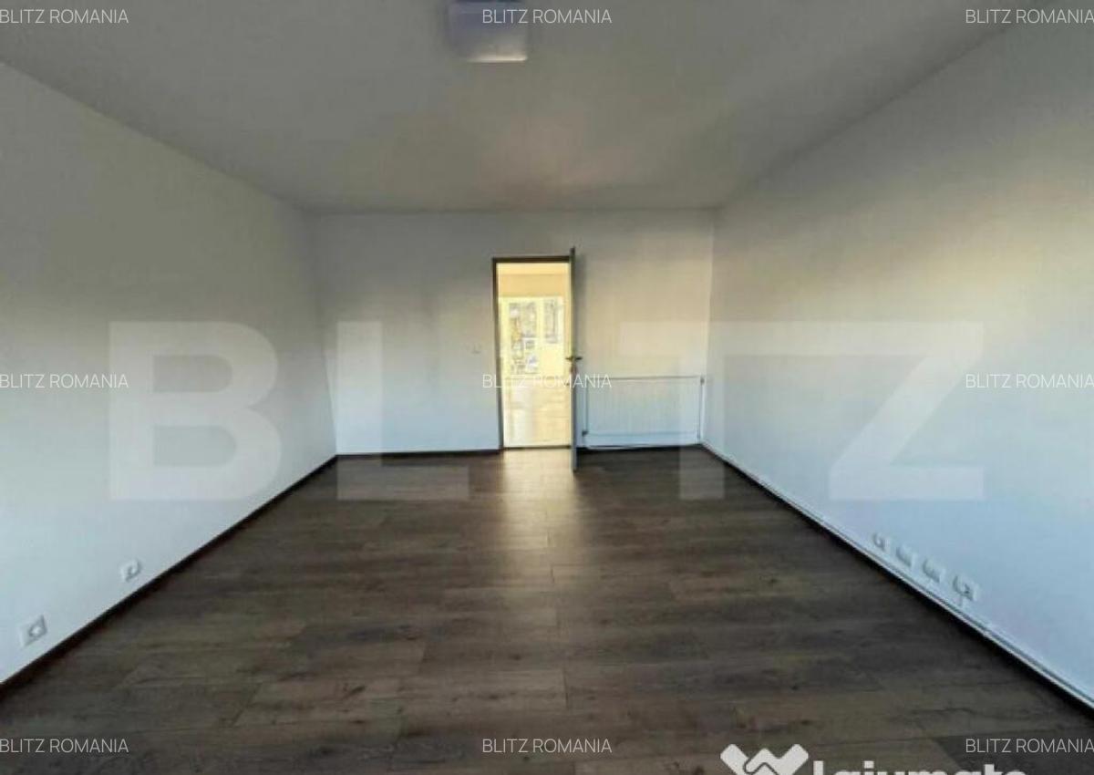 Spatiu comercial, 75 mp, stradal, vad excelent, vitrina, Man - 2