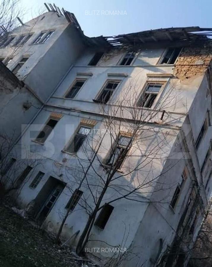 Vila printesei Sisi, 30 de camere, 3 ha, 2000 mp construiti, - 2