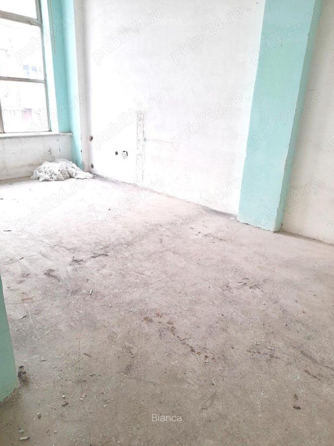 Ultracentral, etaj 1, posibil birouri, cabinete sau locuinte. - 6