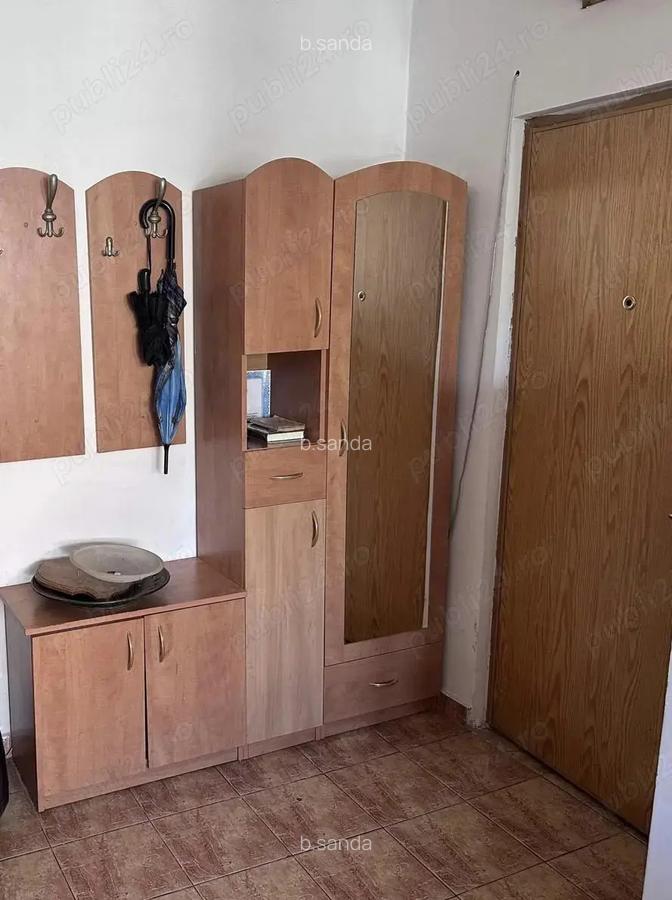 Vand apartament 2 camere, zona Nufarul - 8