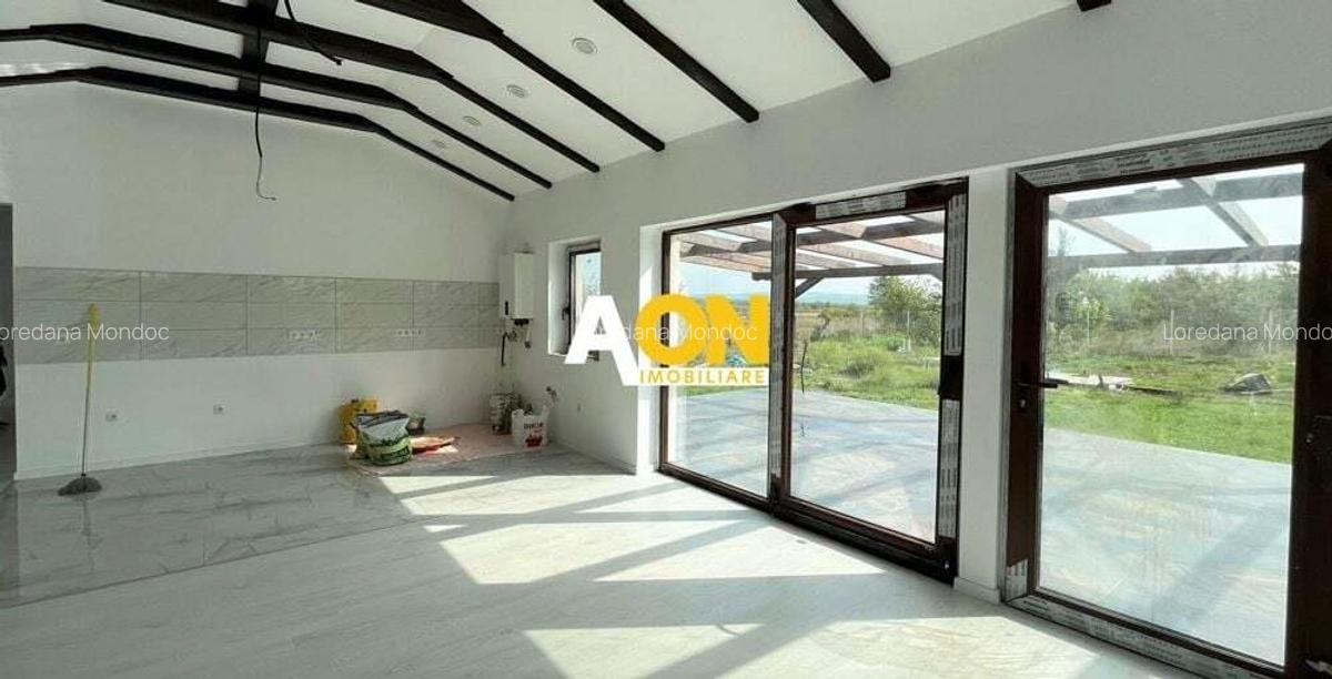 Casa de Vanzare, 3 Camere, 500mp Teren - 6