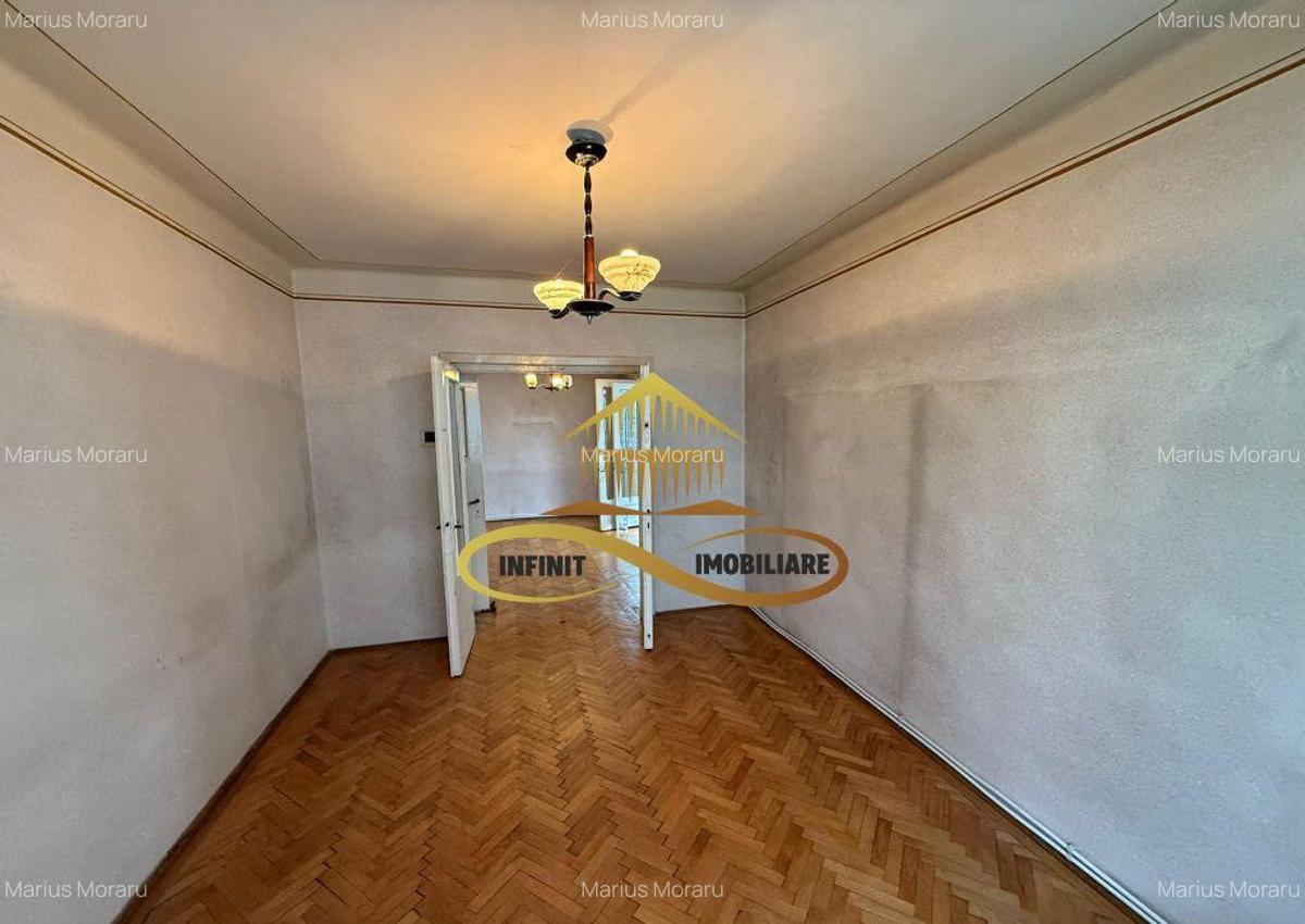 Apartament 2 camere central de vanzare Bacau - 2