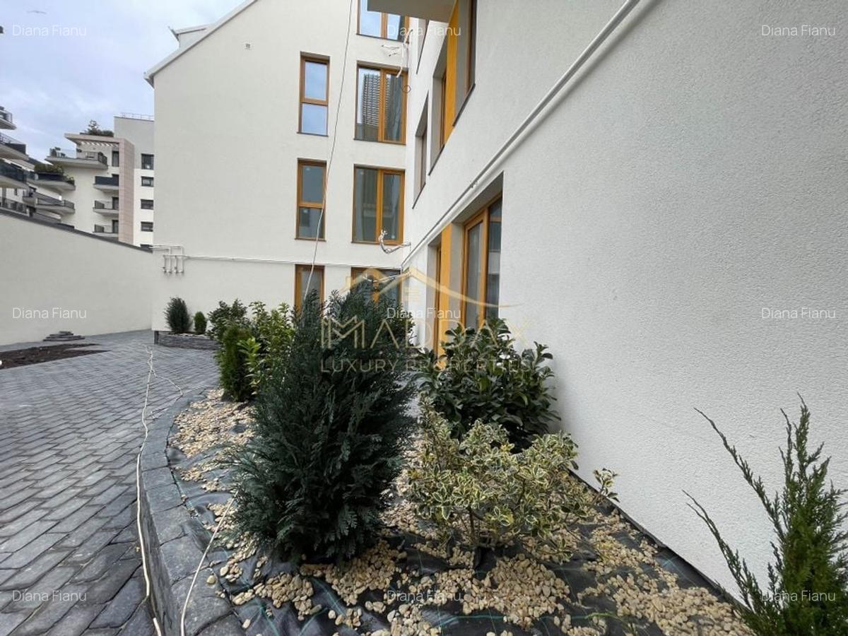 Apartament de vanzare 3 camere*** Domenii - 24