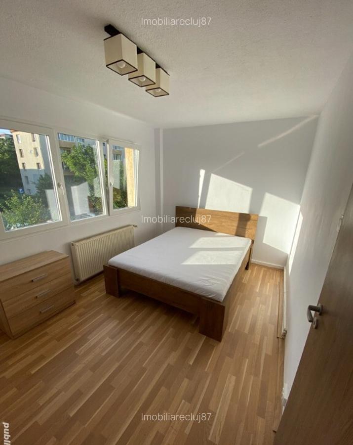 Inchiriez apartament cu 3 camere in Gheorgheni - 1