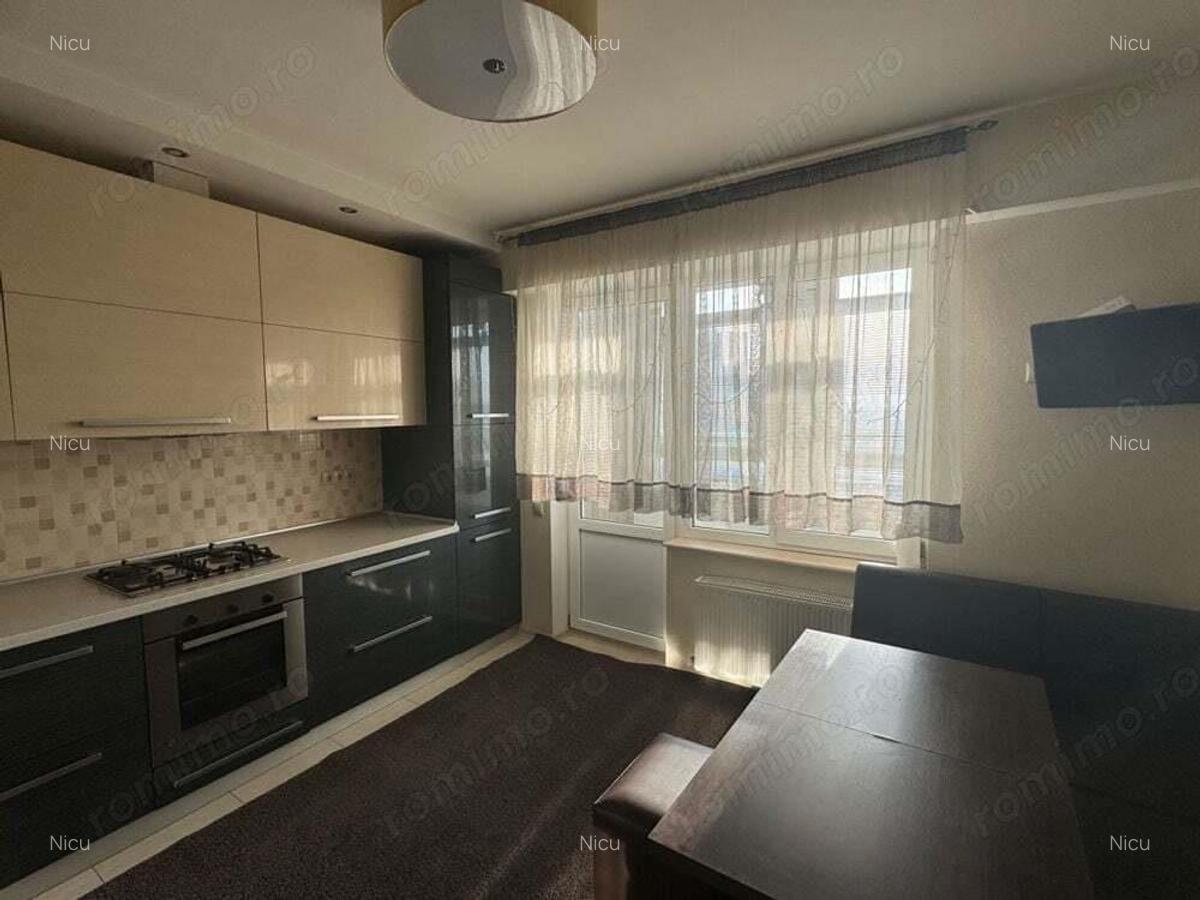 Se ofera spre inchiriere apartament cu trei camere in zona Floreasa - 5